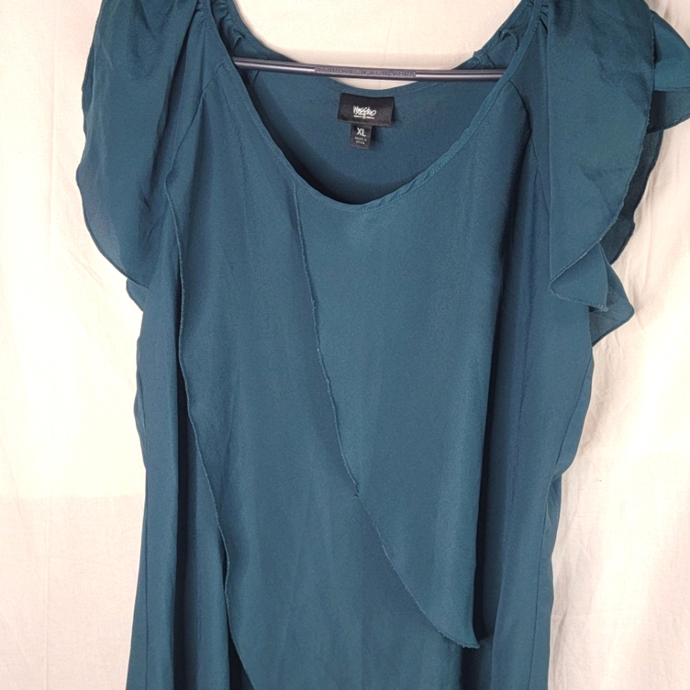 Wessel..blouse size XL excellent condition color green